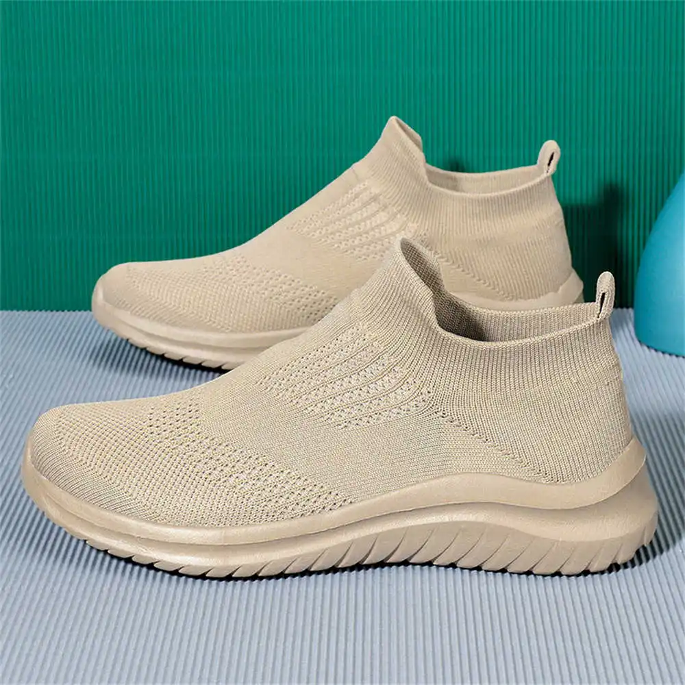 Beige Soft New Novelty Tennis  - огляд і ціна Streetwear Brand Vietnam