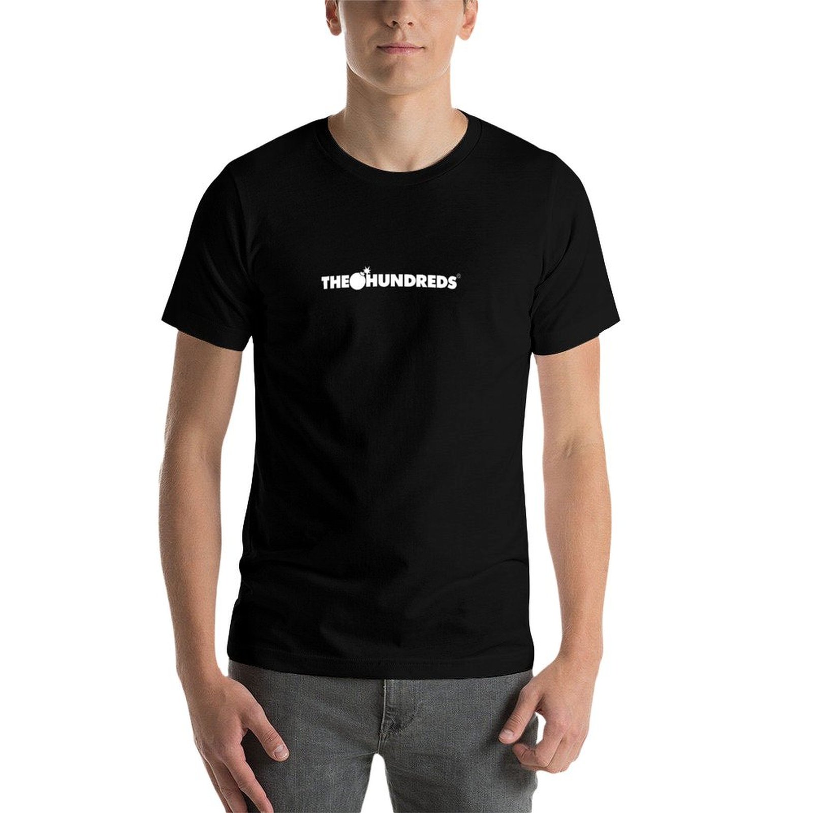 A community-based streetwear T - огляд і ціна Streetwear Brand Essentials
